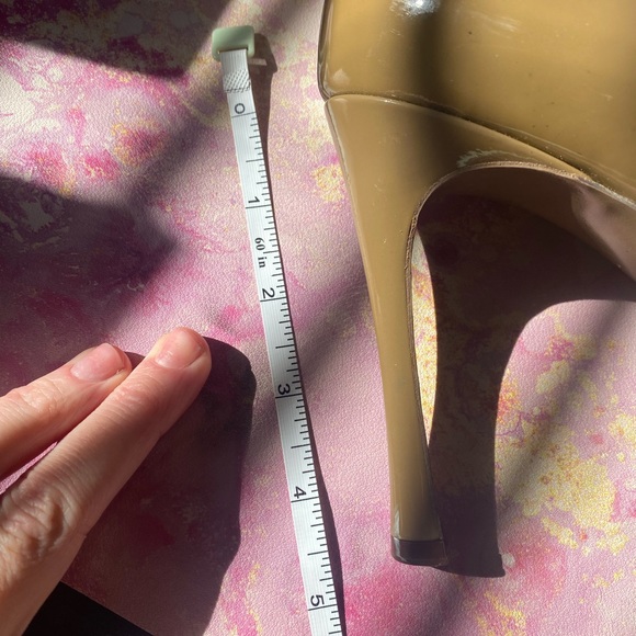 YSL Tan Platform Patent Leather Stiletto High Heels IT 38 8: US - Picture 11 of 16